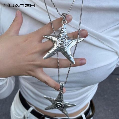 US $1.53 28％ Off | Metal Exaggerate Personality Big Pentagram Star Pendant Necklace for Women Unisex Y2K Jewelry Hip -Hop Punk Sweater Chain NEW Y2k Star Necklace, Punk Sweater, Y2k Star, Pearl Necklace Choker, Planet Necklace, Y2k Jewelry, Mermaid Jewelry, Starfish Pendant, Star Pendant Necklace