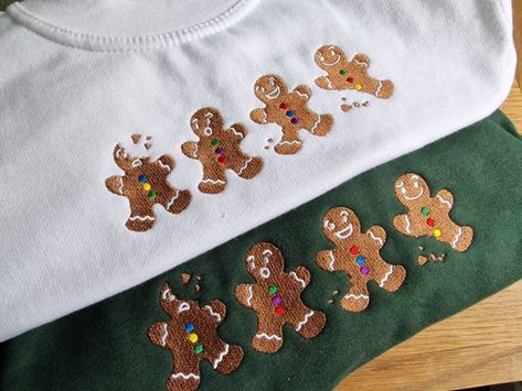 Christmas Embroidered Sweatshirt, Christmas Embroidery Sweatshirts, Sweatshirts Ideas, Christmas Embroidery Ideas, Gingerbread Design, Autumn Jumpers, Teacher Fits, Red Sand, Christmas Clothing