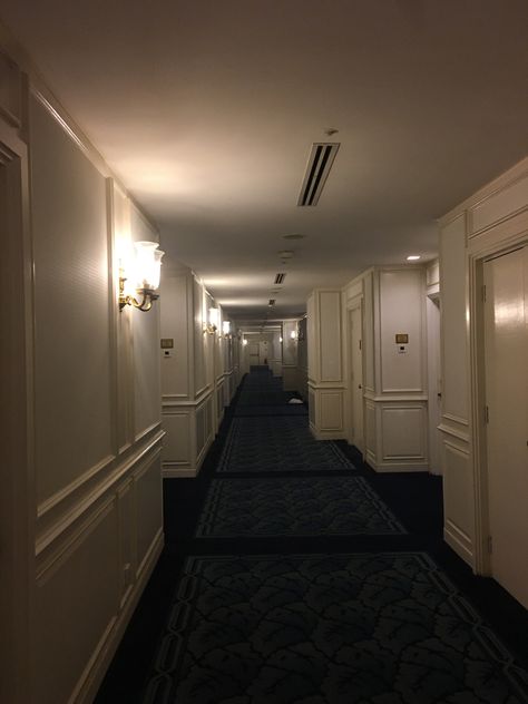 Hotel Hallway Aesthetic, Luxury Hotel Aesthetic, Hotels Aesthetic, Aesthetic Hallway, Hallway Aesthetic, Hotel Aesthetic, Hotel Hallway, Hotel Luxury, Luxury Hotels