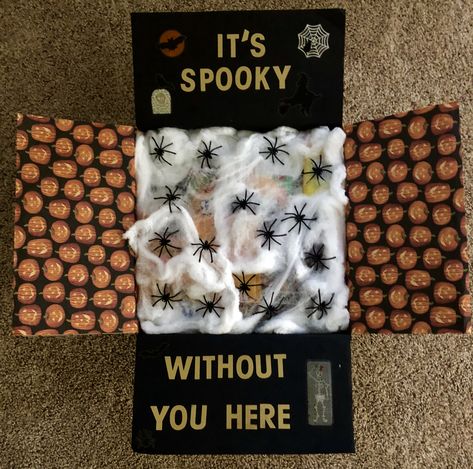 Army Care Package Ideas, Dorm Care Package, Fall Deployment Care Package, Spooky Care Package, Halloween Deployment Care Package, Halloween Themed Care Packages, Halloween Care Package College, Care Package Ideas For Boyfriend, Halloween Care Packages For College Kids