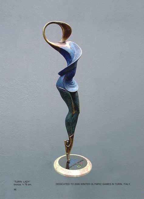 Modern Statue, Wood Sculpture Art, Ceramic Sculpture Figurative, Afrique Art, Sculpture Art Clay, Sculptures Céramiques, Art Deco Sculpture, Steel Art, Steel Sculpture