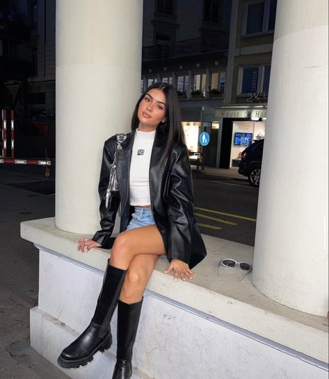 Rome Outfits, Cold Outfits, Alternative Outfits, Outfit Inspo Fall, Lookbook Outfits, Street Style Outfit, Outfits Casuales, Cute Casual Outfits, Look Fashion