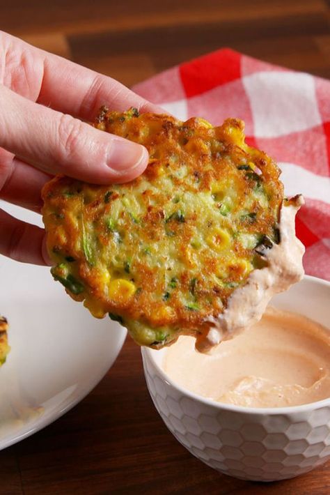 Zucchini Corn Cakes Are The Savory Pancakes You've Been Searching For Easter Brunch Recipes, Easy Easter Brunch Recipes, Brunch Casserole Recipes, Easy Easter Brunch, Sweet Corn Recipes, Easter Brunch Menu, Zucchini Corn, Brunch Casserole, Easy Brunch Recipes