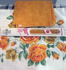 MyBecca's Vintage Tables: Repurposing Tablecloths Handkerchiefs Crafts, Vintage Handkerchiefs Crafts, Lazy Girl Designs, Handkerchief Crafts, Vintage Linen Tablecloths, Vintage Table Linens, Vintage Table Runner, Vintage Tables, Antique Fairs