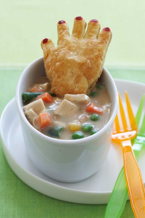 halloween dinner ideas- Chicken Pot Pie With Crawling Hands Halloween Dinner Recipes, Halloween Cheese Ball, Halloween Dinners, Halloween Dinner Ideas, Halloween Chicken, Chicken Potpie, Creamy Spinach Dip, Halloween Food Dinner, Kids Halloween Food