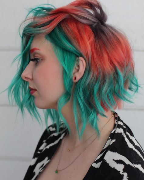 To say we’re OBSESSED with this gorgeous color combo from our 30 Over 30 winner @mandaharsche is an understatement! 🔥🔥 Sponsored by… | Instagram Vivid Hair Color Short, Short Hair Vivid Color Ideas, Vivid Hair Color Ideas Short, Vivid Hair Color Short Hair, Short Hair Vivid Color, Vivid Color Placement Short Hair, Short Dyed Hair, Vivid Hair, Vivid Hair Color