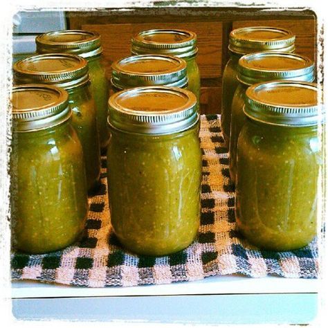 Tomatillo Recipes For Canning, Tomatillo Recipes Canning, Canned Green Enchilada Sauce, Canned Tomatillos, Canning Instructions, Tomatillo Recipes, Canning Sauces, Canning Salt, Recipes With Enchilada Sauce