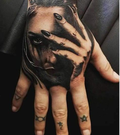 Left Hand Tattoo, Herren Hand Tattoos, Small Wave Tattoo, Tattoo Ideas Males, Skull Hand Tattoo, Catrina Tattoo, Worlds Best Tattoos, Cool Forearm Tattoos, Hand Tattoos For Guys