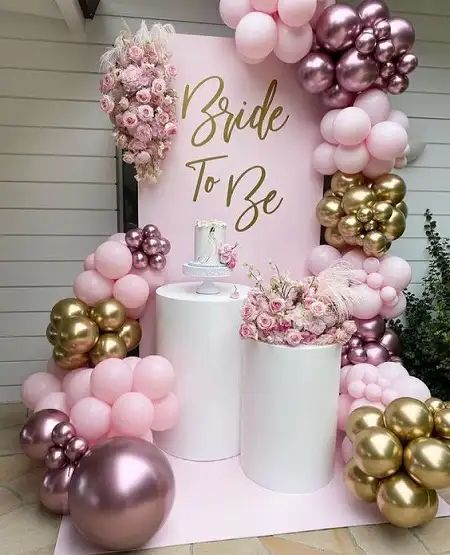 20 Simple Balloon Decorations For Birthday, Anniversary 2023 Simple Balloon Decoration, Gold And Pink Balloons, Party Balloons Decorations, White Balloon Garland, Decoration Buffet, Deco Ballon, Balloons Decorations, Rose Gold Balloons, Garland Arch