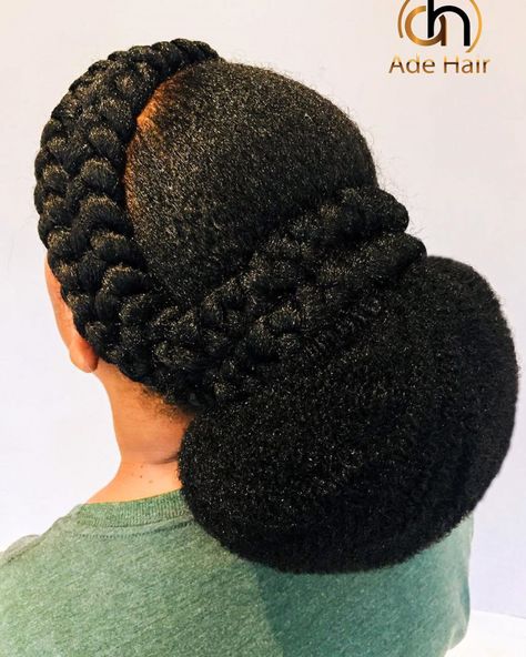 Afro Hair Bun, Natural Bridal Hair, Loc Goals, Yakoema Fashion, Natural Hair Wedding, School Dinner, Black Wedding Hairstyles, Natural Wedding Hairstyles, Pony Hairstyles