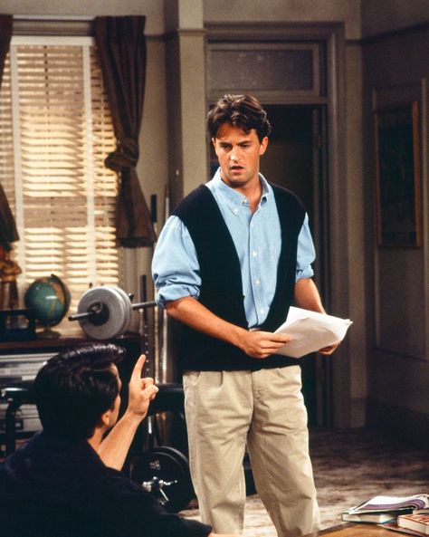 Chandler Bing, Preppy Look, A Style, Style Icon, A Man