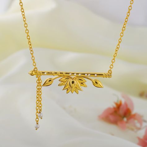 Gold Chain With Krishna Pendant, Flute Pendant Gold, Lotus Mangalsutra, Lotus Pendant Gold Indian, Krishna Locket Gold, Krishna Pendant Gold, Krishna Jewellery, Flute Necklace, Krishna Necklace