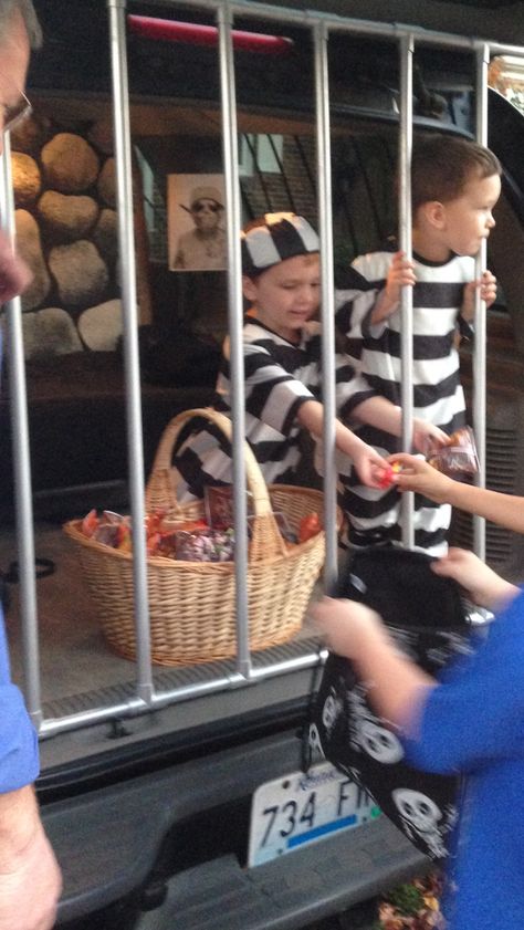 "Little Jail Birds" trunk or treat Church Trunk, Halloween Car Decorations, Trunker Treat Ideas, Trunk Or Treat Ideas, Fall Carnival, Treat Ideas, Trunk Or Treat, Fall Halloween Decor, Halloween Inspiration