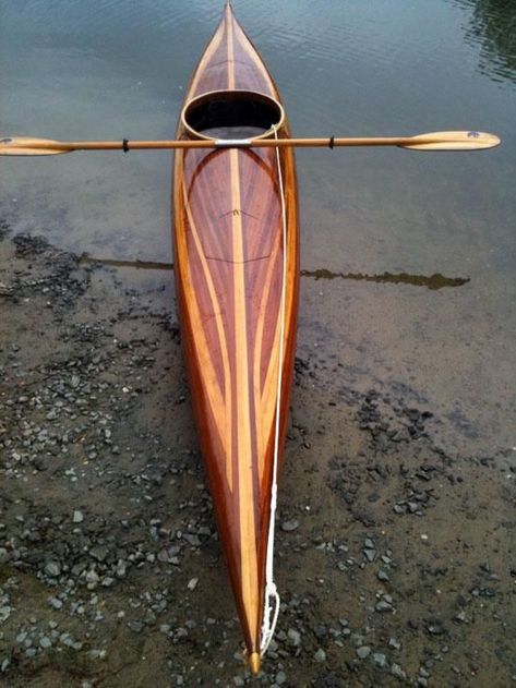 Guillemot "L" Strip-Built Sea Kayak: Great for Larger Paddlers! Wood Kayak, Wooden Kayak, Sea Kayak, Wooden Canoe, Classic Wooden Boats, Wooden Boat Plans, Volvo 850, Kayak Camping, Vintage Boats