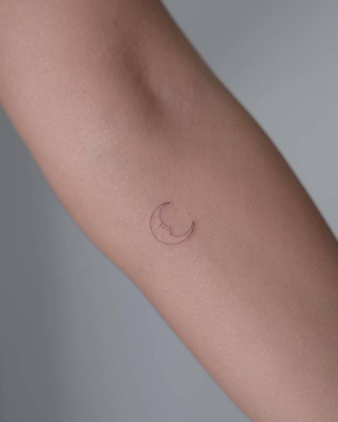 Mini Moon Tattoo Design, Tiny Moon Tattoo Finger, Fine Line Moon And Stars Tattoo, Crescent Moon Tattoo With Face, Fine Line Crescent Moon Tattoo, Moon Stamp Tattoo, Moon Tattoo Dainty, Pretty Moon Tattoos, Moon Tattoo Placement Ideas