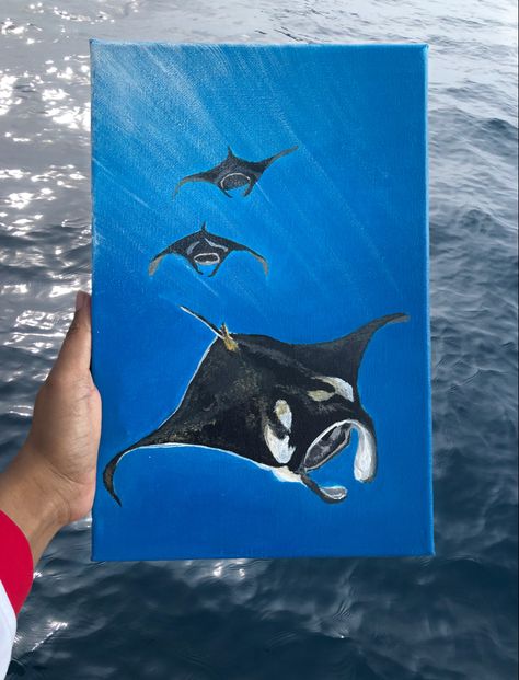 #acrylicpainting #acryliconcanvas #mantaray #maldivianocean #marinelifepainting Marine Animal Painting, Manta Painting, Mantaray Painting, Ocean Art Aesthetic, Manta Ray Painting, Ocean Animal Painting, Marine Life Painting, Bahamas Freeport, Green Aesthetic Outfit