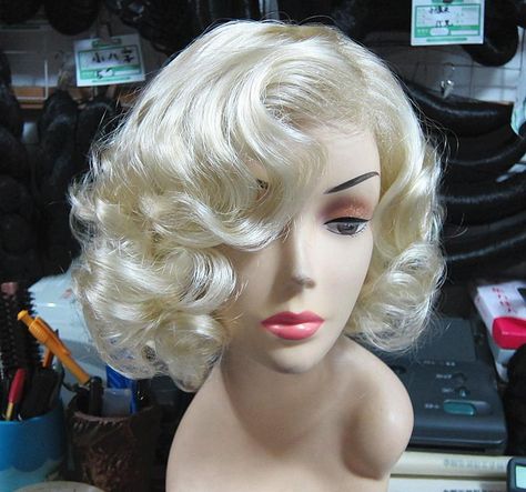 Fashion Marilyn Monroe Wigs Short Light Yellow Synthetic Hair High Quality Cheap For American Black Women Hot Sale St005 Lace Wig Real Hair Wigs For Women From Freedomlife, $18.1| Dhgate.Com Blonde Curly Wig, Cosplay Hair, Halloween Wigs, Natural Wigs, Short Hair Wigs, Cheap Hair Products, Red Wigs, Wavy Curly Hair, Costume Wigs