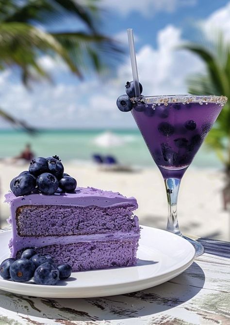 Blueberry Color Palette, Purple Desserts, Whiskey Cake, Lavender Recipes, Cake Pop Decorating, Colorful Desserts, Sweet Snacks Recipes, Yummy Comfort Food, Tea Recipes