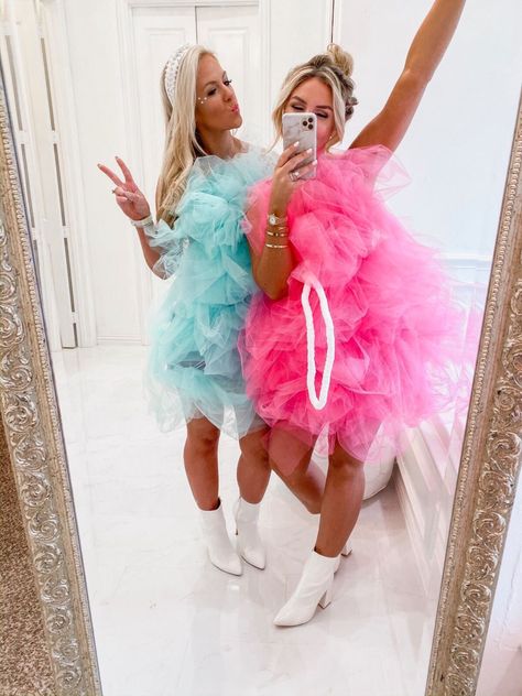 Loofah Dress, Diy Fantasia, Cute Group Halloween Costumes, Bff Halloween Costumes, Best Friend Halloween Costumes, Halloween Coustumes, Trio Halloween Costumes, Hot Halloween Outfits, Diy Halloween Costumes For Women