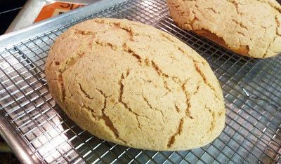 Korean Style Mocha Bread | Vera's Cookbook Mocha Bread, Korean Coffee, Coffee Bread, Korean Cooking, Baking Muffins, Sweet Bread, Bread Dough, Coffee Flavor, Loaf Bread