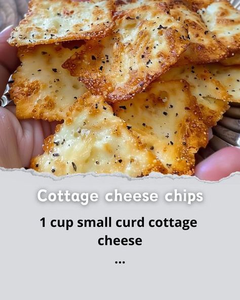 Cottage Cheese Everything Bagel Chips, Crispy Cottage Cheese Chips, Cottage Cheese Crackers Oven, Cottage Cheese Chips In Oven, Cottage Cheese Crackers, Cottage Cheese Chips, Benefits Of Cottage Cheese, Healthy Salty Snacks, Protein Snacks For Kids