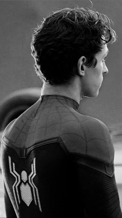 Tom Holland Foto, Peter Parker Tom Holland, Tom Peters, Spiderman Tom, Baby Toms, Tom Holland Imagines, Tom Parker, Tom Holland Zendaya, Nathan Drake