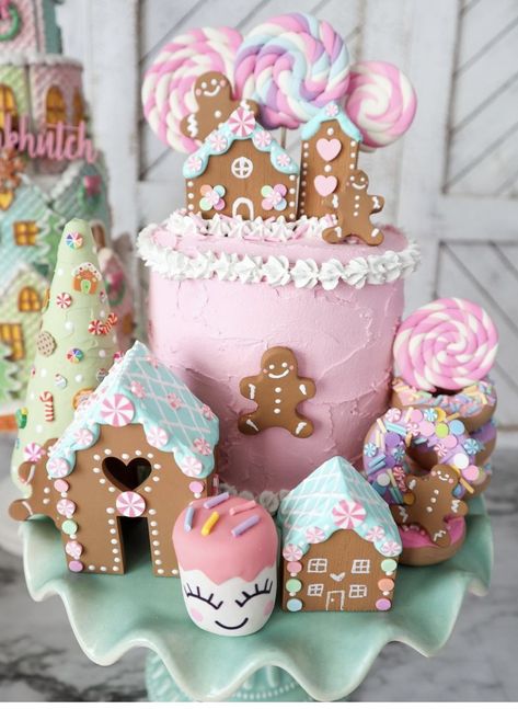 Gingerbread Birthday Party, Faux Gingerbread, Candy Christmas Tree, Gingerbread Party, Gingerbread Crafts, Gingerbread Christmas Decor, Gingerbread Decorations, Pink Xmas, Candy Decorations