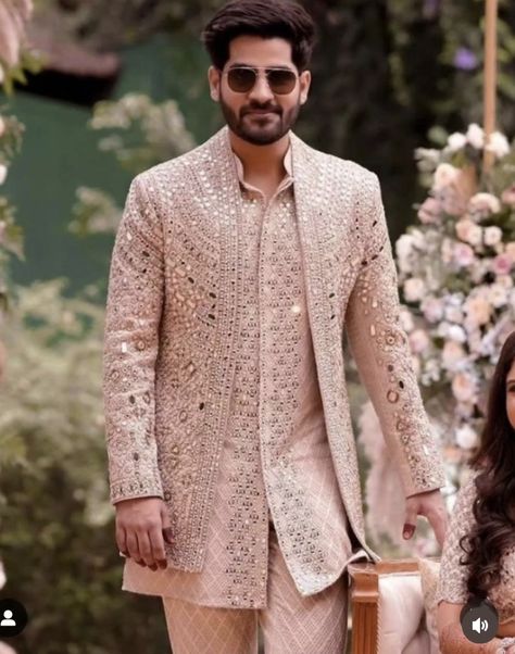 Indowestern Outfits For Men, Marriage Dress For Men, Men Advice, Traditional Indian Mens Clothing, Best Wedding Suits For Men, Wedding Suits Men Black, Indian Wedding Suits Men, Indian Wedding Clothes For Men, Best Wedding Suits