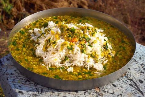 If there is one combination that incarnates nostalgia and homesickness for Indians, it has to be our dal bhat. Dal Bhat, Spicy Gravy, Indian Diet, Dal Recipe, Vegetable Curry, Food Stall, Dried Beans, Chutney, Street Food