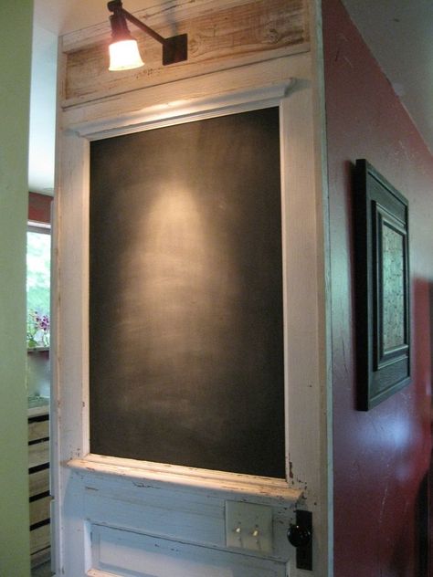 Chalkboard Pantry Doors, Doors Painting, Door Knob Plate, Rustic Pantry Door, Cabinet Door Ideas, Old Door Projects, Waterfall Vanity, Diy Resin Tray, Chalkboard Door