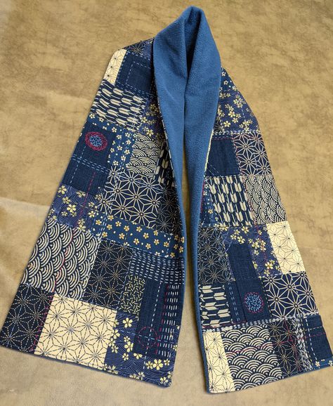 Quilted Scarf Pattern, Fun Embroidery Ideas Clothes, Boro Stitching Tutorials, Sashiko Scarf, Boro Scarf, Quilted Scarf, Sewing Scarves, Boro Stitching, Sashiko Pattern