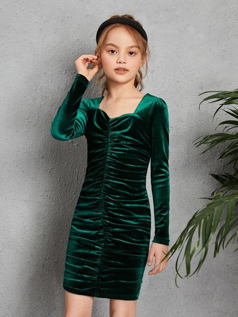 10 Years Girl Dress, Preteen Fashion, Shein Kids, Simple Frocks, Velvet Dress Designs, Princess Flower Girl Dresses, Teen Girl Dresses, Ribbed Knit Dress, Dresses For Teens