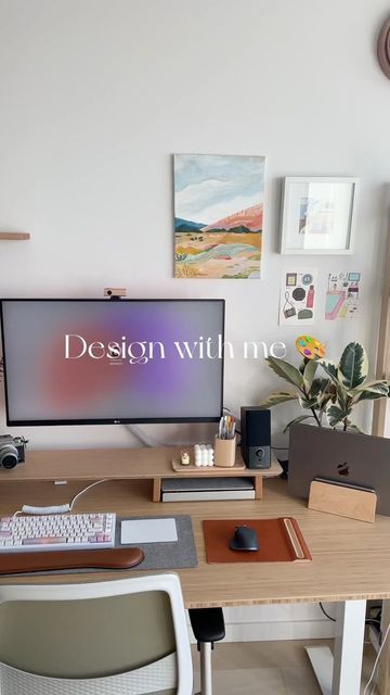 Chunbuns | UX Designer on Instagram: "#ad You know I’ve been a long time FlexiSpot customer and have referred many of you to purchase their standing desks already. FlexiSpot is having their once-a-year sale from 5/25-5/31 where everything will be up to $200 off! The desk that I have is the FlexiSpot Pro Standing Desk E3 in 72 inch Bamboo. Happy FlexiSpot Day! *All desk setup links are in my bio (https://bit.ly/3wGjlgr) @flexispot_official #flexispot #flexiblewfh #flexispot4women #desksetup # Bamboo Desk Setup, Designer Setup, Flexispot Desk, Bamboo Desk, Desk Goals, Ux Designer, Standing Desks, Desk Setup, Cozy Space