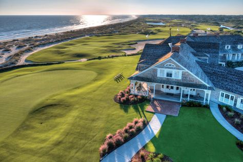 Aerial view of the clubhouse on The Ocean Course at #Kiawah Island Charleston Itinerary, Kiawah Island South Carolina, Best Golf Courses, Downtown Charleston, Kiawah Island, Golf Trip, Mini Moon, Nature Adventure, Golf Resort