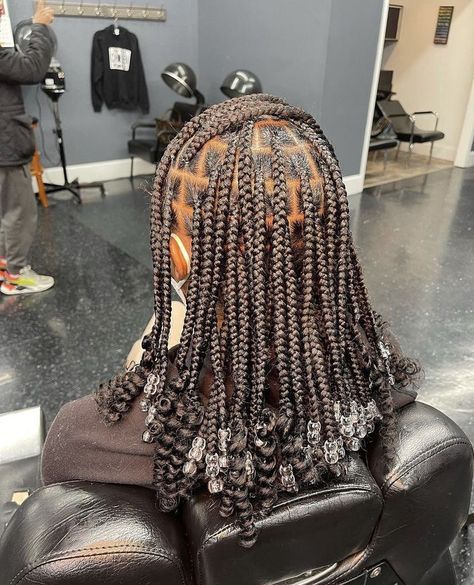 Knotless Braids With Beads, Braids With Curly Ends, Black Kids Braids Hairstyles, Lil Girl Hairstyles, Kid Braid Styles, Big Box Braids Hairstyles, Box Braids Hairstyles For Black Women, Cute Braided Hairstyles, Braids Hairstyles Pictures