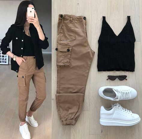 Dress Designing, Western Wear Outfits, Casual College Outfits, Korean Casual Outfits, Trendy Dress Outfits, Clothes And Shoes, Trendy Fashion Tops, Elegante Casual, Stylish Dresses For Girls