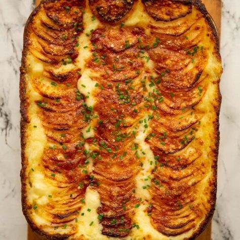 Mashed Potato Gratin - Don't Go Bacon My Heart Mashed Potato Gratin, Easy Scalloped Potatoes Recipe, Goals Achieved, Fudge Chocolate, Cheesy Mashed Potatoes, Scalloped Potato Recipes, Making Mashed Potatoes, Potato Recipes Side Dishes, Potatoes Au Gratin