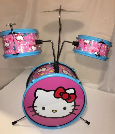 Hello Kitty Guitar, Esp Guitars, Percussion Drums, Cool Electric Guitars, Band Kid, Drum Kit, Friends Characters, Dreamy Room, Hello Kitty Pictures