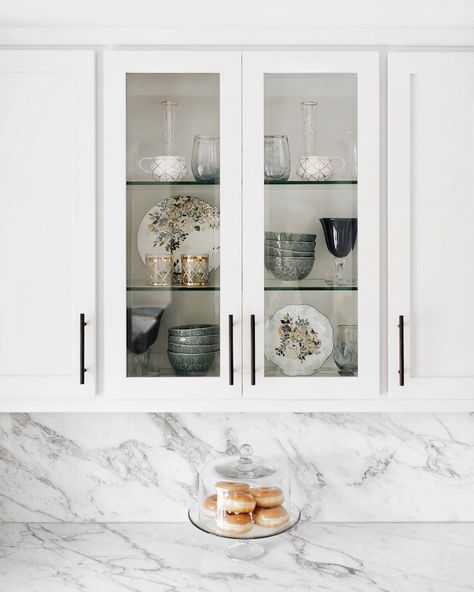 Styling kitchen shelves | My Style Diaries blogger Nikki Prendergast. Matte black cabinet hardware bar pulls by Emtek. Glass Kitchen Shelves, Styling Glass Kitchen Cabinets, Style Glass Kitchen Cabinets, Glass Kitchen Cabinets Decor, Glass Upper Kitchen Cabinets, Styling Kitchen Shelves, Kitchen Glass Cabinet, Kitchen Glass Cabinets, Kitchen Cabinet Display