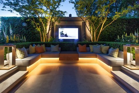 Teenage Room Decor, Backyard Seating Area, Rooftop Design, Outdoor Seating Area, Backyard Seating, Hay Design, Outdoor Living Design, Modern Backyard, Outdoor Gardens Design