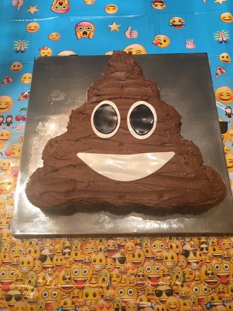 Poop emoji cake Poop Emoji Cake, Poop Cake, Cake Emoji, Emoji Birthday Cake, Emoji Cupcakes, Emoji Cake, Emoji Birthday Party, Pear Cake, Delicious Clean Eating