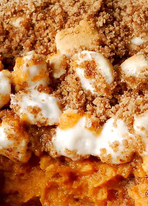 Potato Board, Sweet Potato Casserole With Marshmallows, Thanksgiving Tips, Best Sweet Potato Casserole, Sweet Potato Casserole Easy, Diy Easy Recipes, Best Thanksgiving Recipes, Sweet Potato Recipes Casserole, Cinnamon Streusel