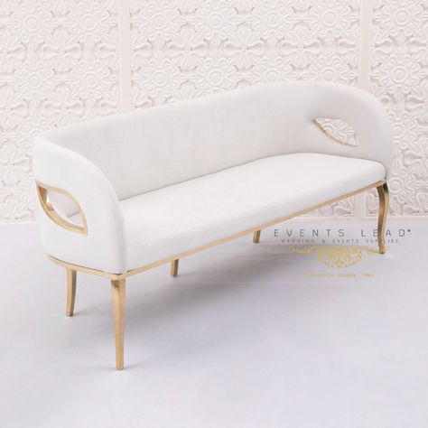 Wedding Sofa Design, Sofa Wedding Decor, White And Gold Sofa, Sofa For Wedding, Golden Sofas, Wedding Sofa, Gold Interior Design, Sofa Luxury, Latest Sofa Designs