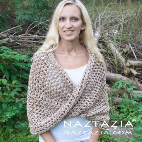 Crochet Mobius Shawl, Crochet Mobius, Crochet Lace Shawl, Hooded Cowl, Crochet Shawl Pattern Free, Crochet Shawls And Wraps, Crochet Shrug, Double Crochet Stitch, Shawl Crochet Pattern