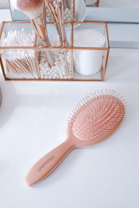 Framar Brushes, Salon Content, Split Dyed Hair, Valentines Gift Guide, Detangling Brush, Amazon Beauty Products, Birthday Wishlist, Birthstone Necklace, My Posts