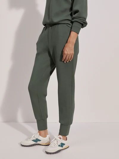 Pants | Tapered Drawstring Pants | Performance Joggers | Varley US | Varley US Denim Outerwear, Cuffed Pants, Slim Pants, Pant Shirt, Sweater Blouse, Trouser Pants, Swimwear Accessories, Blazer Coat, Cilantro