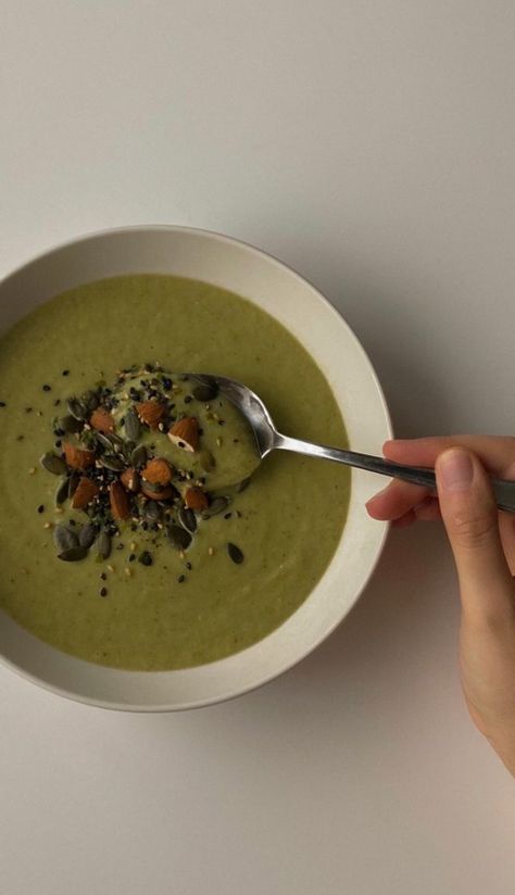 Green Soup Aesthetic, Wishbone Kitchen, Fall Meal Prep, Soup Aesthetic, Green Nutrition, Autumn Meals, Fall Meal, Healthy Vegetarian Dinner, Meal Prep Ideas