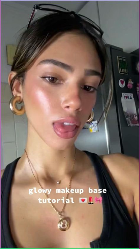 Glowy makeup, makeup routine, summer makeup, makeup tutorial, natural makeup, dewy makeup, sunkissed makeup, minimal makeup look Golden Glow Makeup, Soft Prom Makeup, Sun Kissed Makeup, Maquillaje Glowy, Bronzy Makeup, Earthy Makeup, Natural Dewy Makeup, Dewy Makeup Tutorial, Sunkissed Makeup