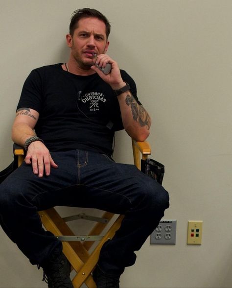 Tom Hardy Eddie Brock, Tom Hardy Shirtless, Eddie Venom, Tom Hardy Venom, Venom Eddie Brock, توم هاردي, Tom Hardy Photos, Eddie Brock Venom, Eddie Brock