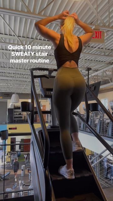 Stairmaster Routine, Stair Master Workout Beginner Glutes, Stairs Master Workout, Stairmaster Before And After, Stair Master Before And After, Stair Master For Glutes, Stairs Workout Gym Stairmaster, Gym Tips, Gym Motivation